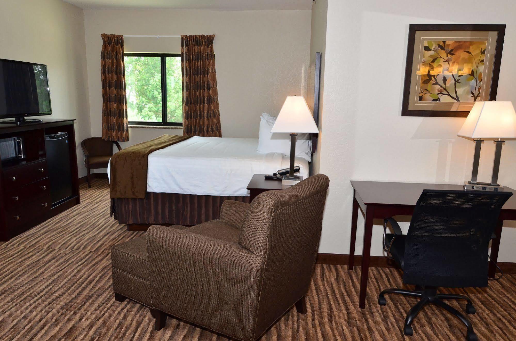 Cobblestone Inn & Suites - Clarion Eksteriør billede