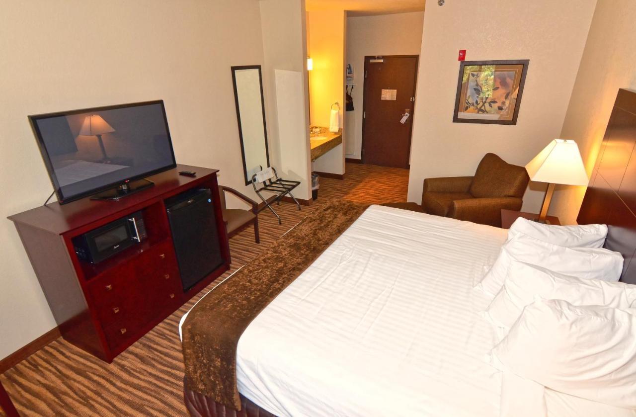 Cobblestone Inn & Suites - Clarion Eksteriør billede