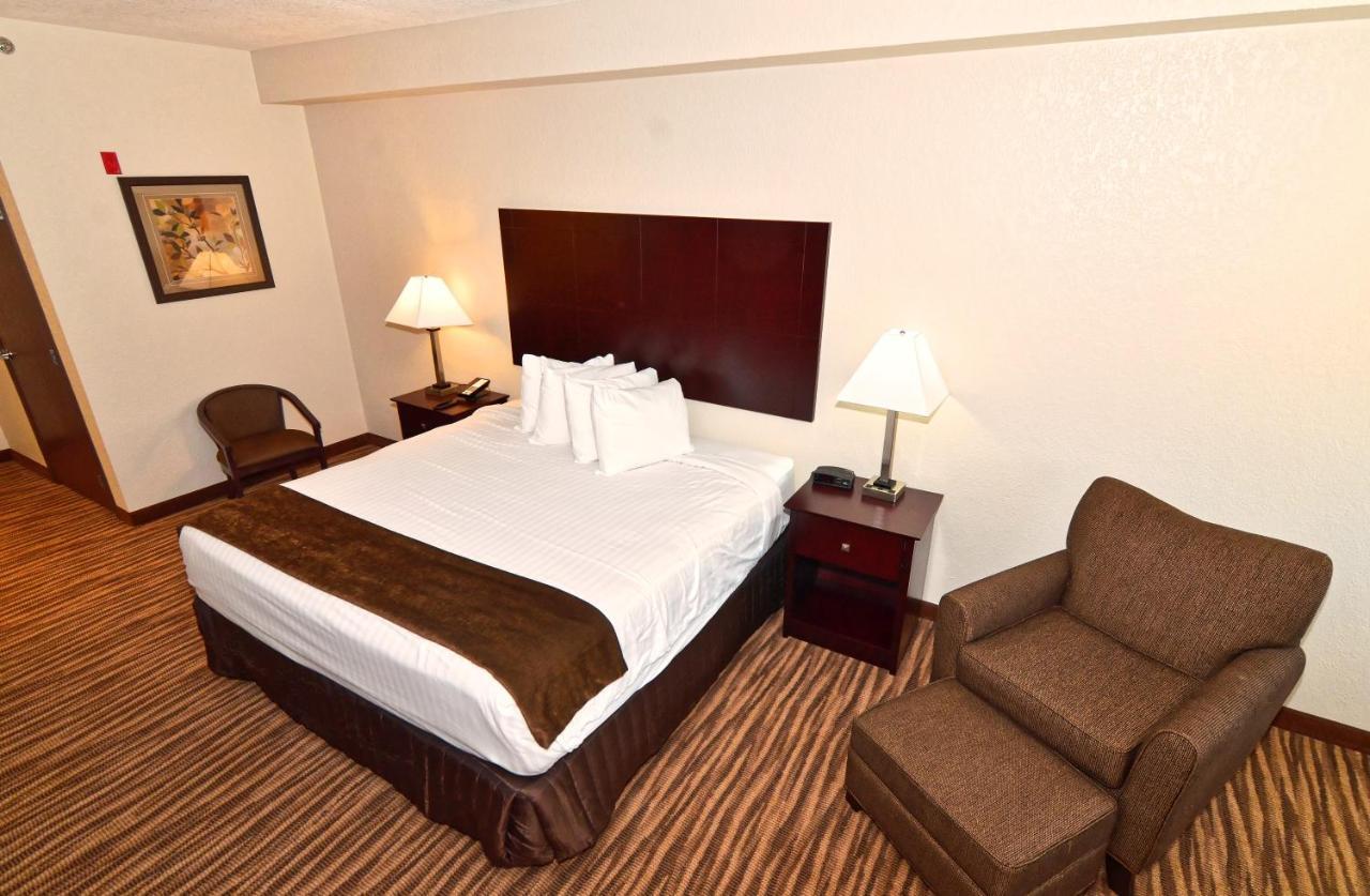 Cobblestone Inn & Suites - Clarion Eksteriør billede